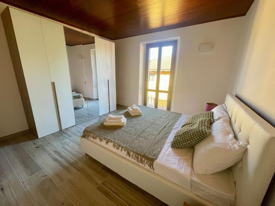 Appartamento Sul Lago - Meina Exterior foto